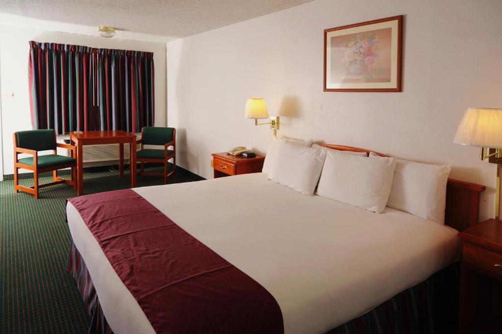 Sagamar Inn Cleburne Room photo